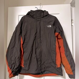 Men’s North Face Hyvent Snowboard/Ski Jacket | Size M |